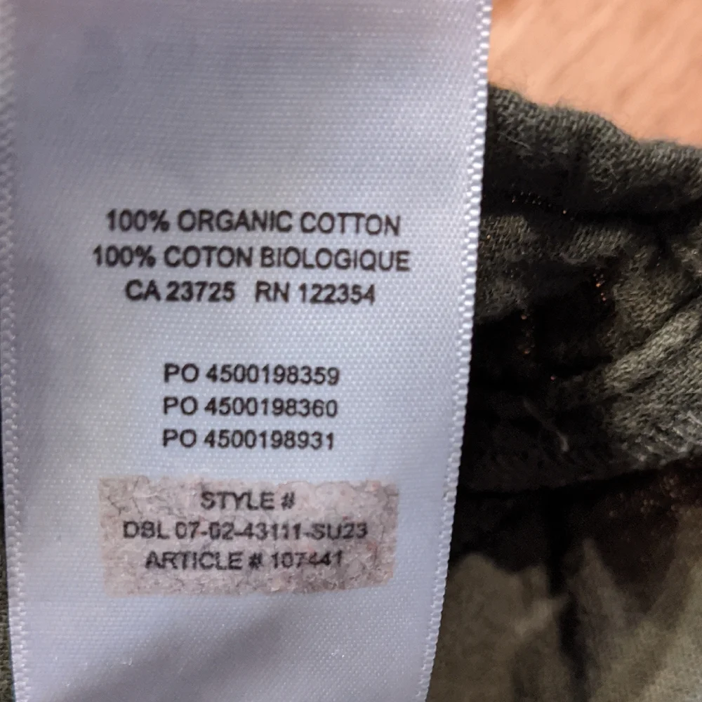 Wilfred Free Olive Cropped Button Down Organic Cotton Shirt - Picture 4 of 5